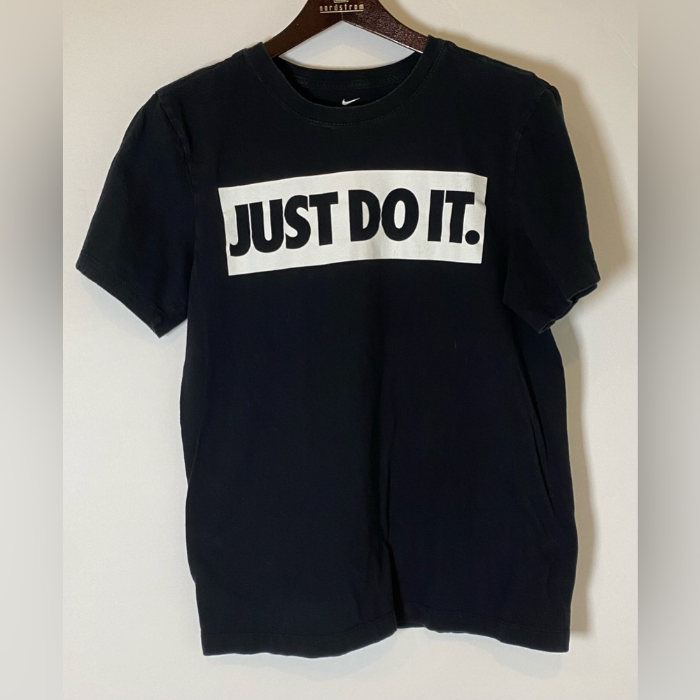 Nike Black 'Just Do It' T-Shirt (Size S)